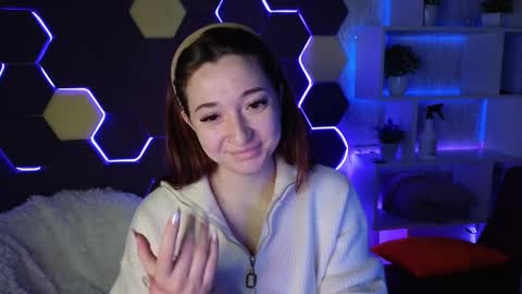 Snapshot of mencialo chatting on 12/20/24, 01:14 Mencialo online show from 12/20/24, 01:14