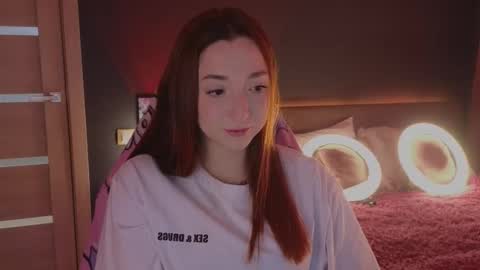 Snapshot of mencialo chatting on 09/17/25, 02:13 Mencialo online show from 09/17/25, 02:13