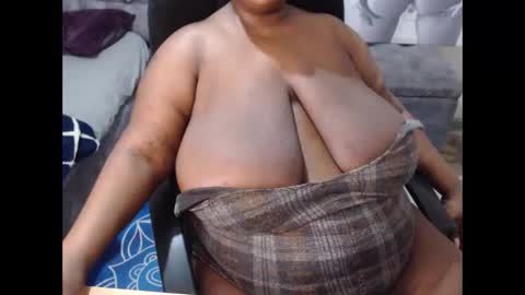 bigboobsass online show from 11/04/25, 06:07