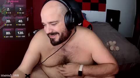 menditeta online show from 10/31/25, 11:17