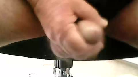 menwith64 online show from 10/27/25, 10:19