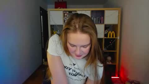 Flora  Next stream November 17th at 6  GMT online show from 03/06/26, 04:31