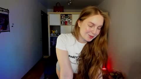 Flora  Next stream November 17th at 6  GMT online show from 04/07/26, 04:24