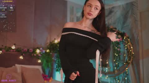 Snapshot of meow_nancy chatting on 01/18/25, 05:10 Heeyyooo Im Nans Subscribe to me I will be glad online show from 01/18/25, 05:10