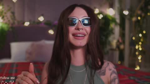 Snapshot of meow_nancy chatting on 02/04/25, 11:27 Heeyyooo Im Nans Subscribe to me I will be glad online show from 02/04/25, 11:27