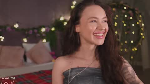 Snapshot of meow_nancy chatting on 02/28/25, 08:53 Heeyyooo Im Nans Subscribe to me I will be glad online show from 02/28/25, 08:53