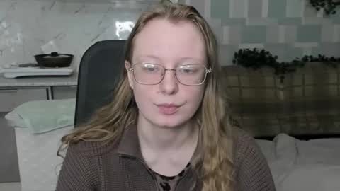 meowcr online show from 10/31/25, 08:10