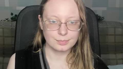 meowcr online show from 03/04/26, 03:51