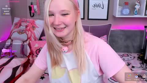 Snapshot of meowkakitty chatting on 03/08/25, 07:16 MeowkaKitty online show from 03/08/25, 07:16