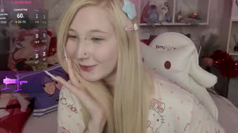 Snapshot of meowkakitty chatting on 12/20/25, 01:45 MeowkaKitty online show from 12/20/25, 01:45