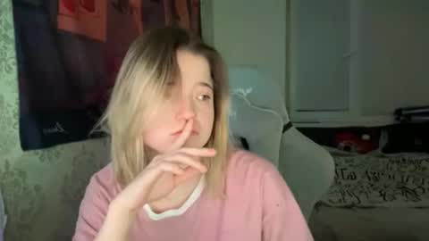 meowme online show from 01/02/25, 10:11