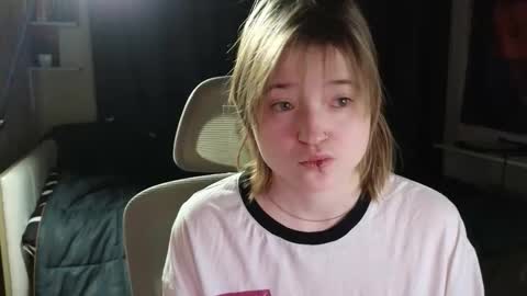 meowme online show from 03/05/26, 02:51