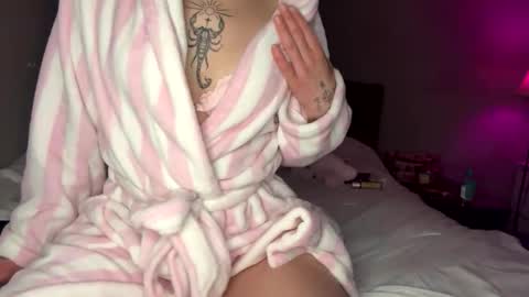 meowmeow_emma online show from 11/06/25, 10:54