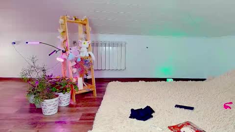 meowroslava online show from 11/13/25, 11:42