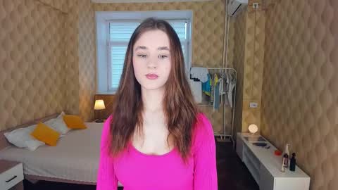 Julie online show from 10/10/25, 09:08