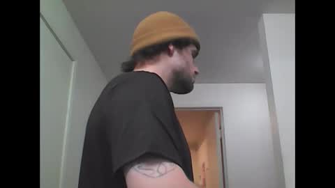 Snapshot of meowzers777 chatting on 10/22/25, 07:52 meowzers777 online show from 10/22/25, 07:52