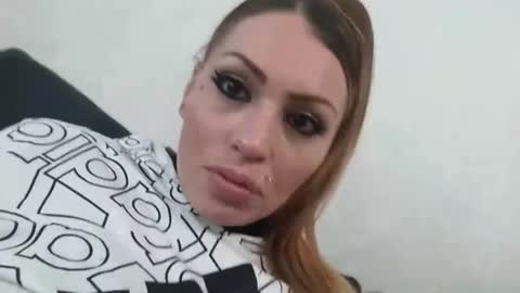 Snapshot of meowzers777 chatting on 11/13/25, 07:57 meowzers777 online show from 11/13/25, 07:57