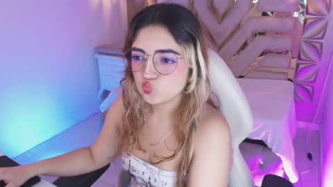    online show from 10/23/25, 07:45