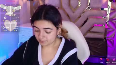    online show from 11/12/25, 07:13