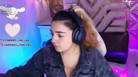    online show from 11/22/25, 07:02