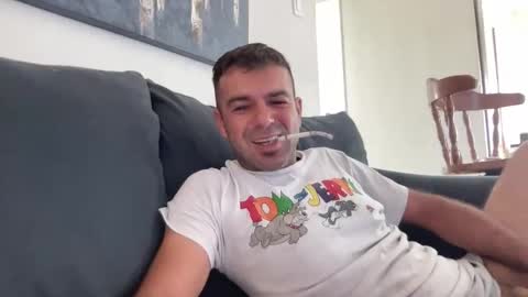 Snapshot of mercedes190d chatting on 05/05/26, 01:41 Mercedes190d online show from 05/05/26, 01:41