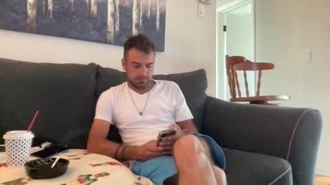 Snapshot of mercedes190d chatting on 05/24/26, 12:43 Mercedes190d online show from 05/24/26, 12:43