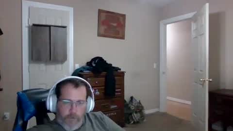 mercer1977 online show from 10/20/25, 05:46