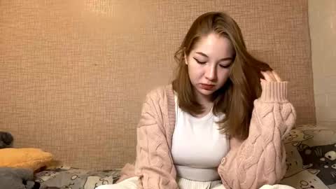 Milana Stone online show from 10/17/25, 07:55