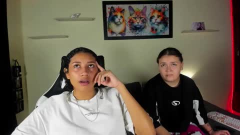 Snapshot of meredit_cristi23 chatting on 03/04/26, 05:24 CRISTI AND MEREDIT online show from 03/04/26, 05:24