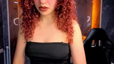 merida_b online show from 12/03/25, 08:18