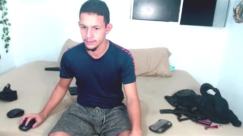 Snapshot of meridandwither chatting on 11/25/25, 09:53 MeridandWither online show from 11/25/25, 09:53