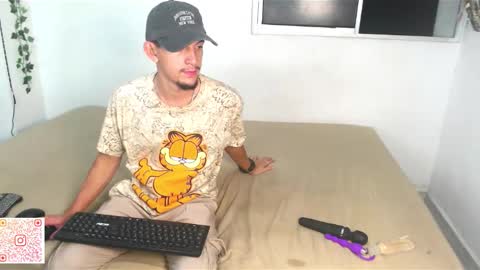 Snapshot of meridandwither chatting on 11/26/25, 12:00 MeridandWither online show from 11/26/25, 12:00