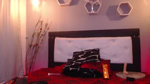 Snapshot of meriiiidaa chatting on 09/24/25, 03:10 meriiiidaa online show from 09/24/25, 03:10