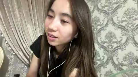 merlenebixel online show from 07/28/26, 06:20