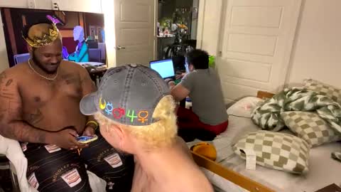 Merlinz Magic online show from 02/21/25, 04:51