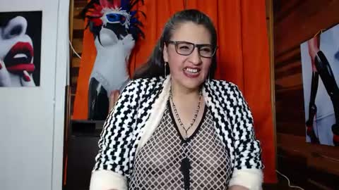 Snapshot of merlyna_goldens chatting on 01/24/25, 09:17 My next birthday is December 11th. online show from 01/24/25, 09:17