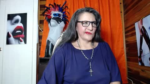 Snapshot of merlyna_goldens chatting on 02/01/25, 06:21 My next birthday is December 11th. online show from 02/01/25, 06:21