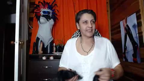 Snapshot of merlyna_goldens chatting on 02/02/25, 02:59 My next birthday is December 11th. online show from 02/02/25, 02:59