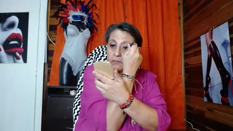 Snapshot of merlyna_goldens chatting on 02/14/25, 01:45 My next birthday is December 11th. online show from 02/14/25, 01:45