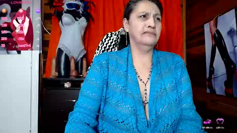 Snapshot of merlyna_goldens chatting on 02/22/25, 03:23 My next birthday is December 11th. online show from 02/22/25, 03:23