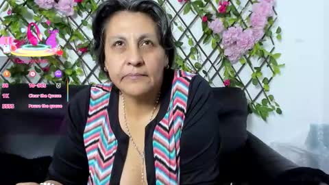 Snapshot of merlyna_goldens chatting on 11/15/25, 11:32 My next birthday is December 11th. online show from 11/15/25, 11:32