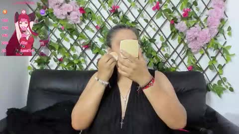 Snapshot of merlyna_goldens chatting on 12/01/25, 12:26 My next birthday is December 11th. online show from 12/01/25, 12:26