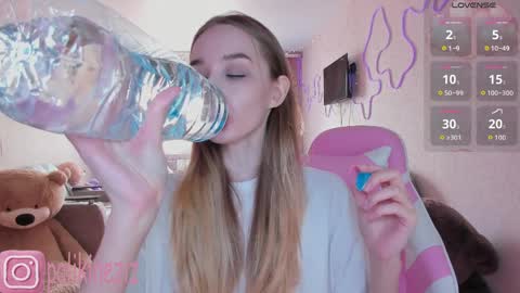 Sara online show from 04/03/26, 10:57