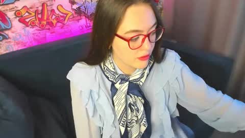 Mersedes online show from 11/12/25, 09:10