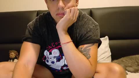 mesmerisedear online show from 06/25/26, 03:28