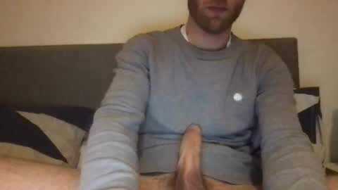 messageme11 online show from 01/10/25, 05:56