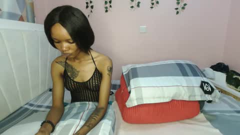 meggy and bree online show from 03/25/26, 06:58