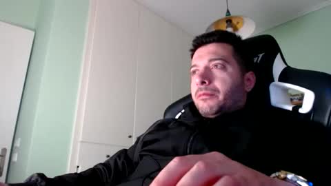 Snapshot of metalic18 chatting on 10/14/25, 05:08 FunnyTimeHere online show from 10/14/25, 05:08