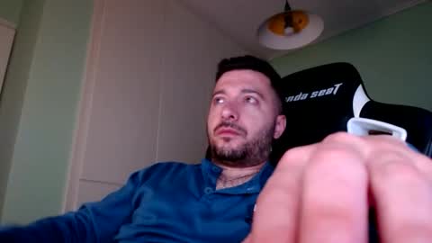 Snapshot of metalic18 chatting on 10/26/25, 05:02 FunnyTimeHere online show from 10/26/25, 05:02