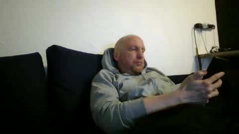 Snapshot of metaller123456 chatting on 03/22/26, 08:01 metaller123456 online show from 03/22/26, 08:01